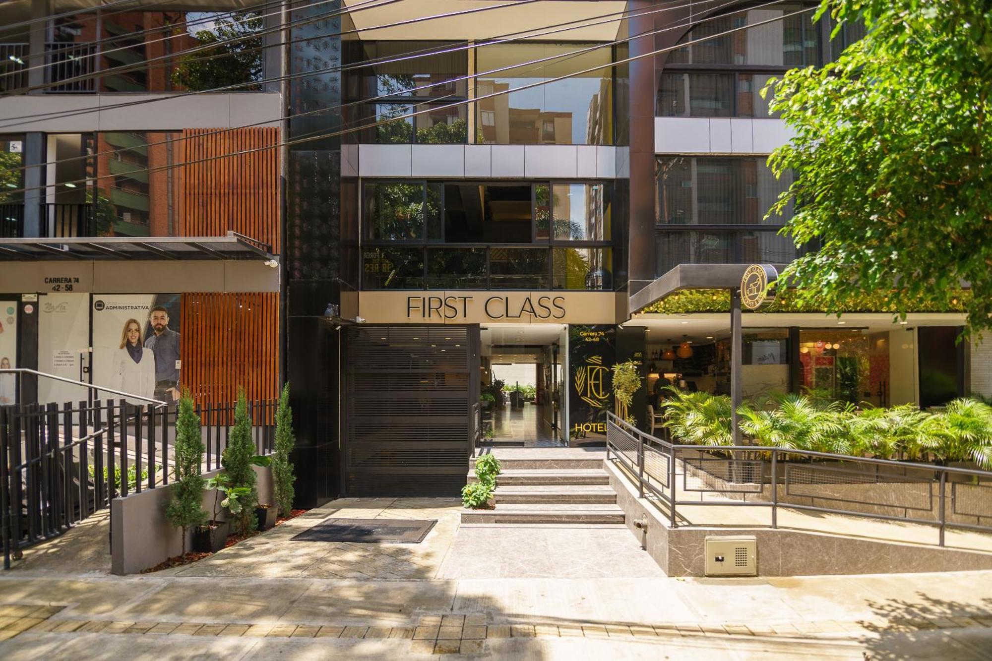 First Class Hotel Medellín Exteriér fotografie
